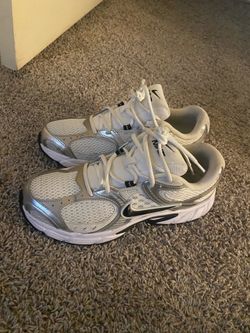 Nike V5 RNR Shoes