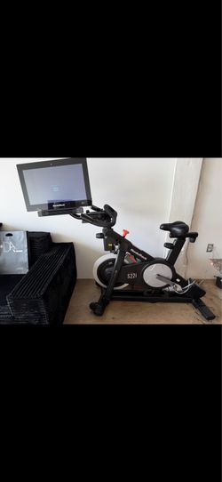 Amazing Nearly Brand New Cycling Bike!