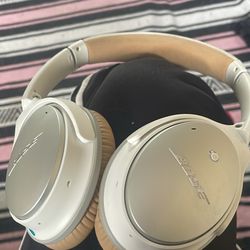 Headphones 