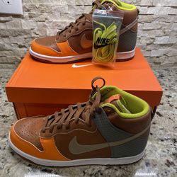 Size 10.5 - Nike Dunk Premium High Orange 