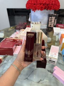 Charlotte tilbury Mini Airbrush Flawless Hydrating & Waterproof Setting Spray FIRM PRICE