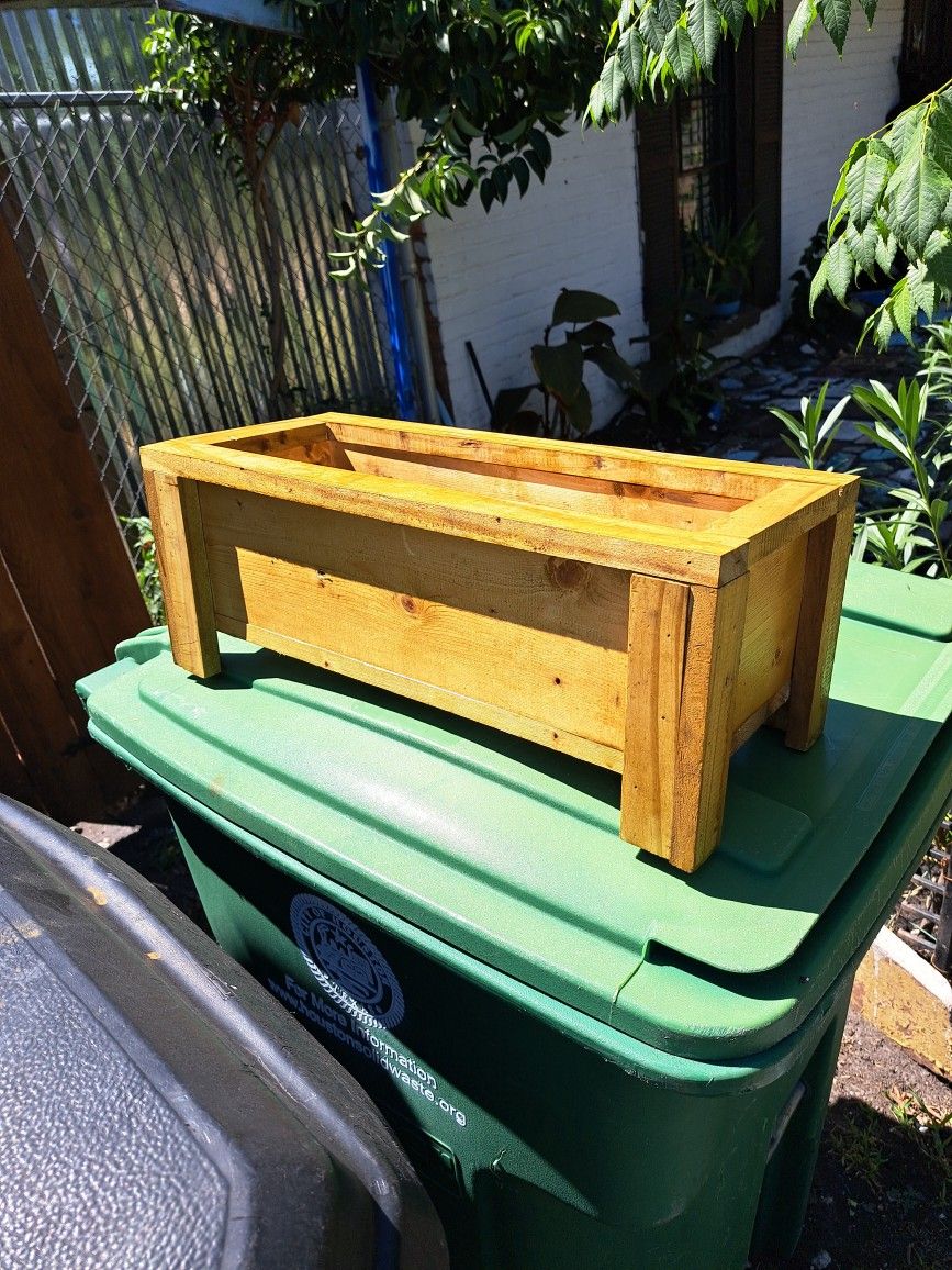 Small Flowers Pot 6 Inches Inside Box Wide By 20 Inches Long 8 High