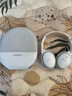 Bose SoundLink Around-Ear Wireless Headphones II- White