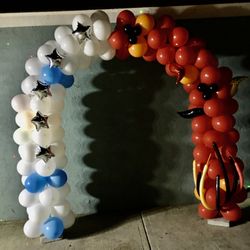 Balloon arch 