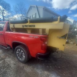 Fisher Spreader 