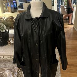 Montcler  Women's Vintage Leather  