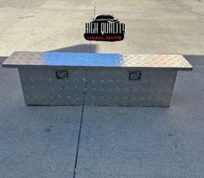 Truck heavy duty toolbox