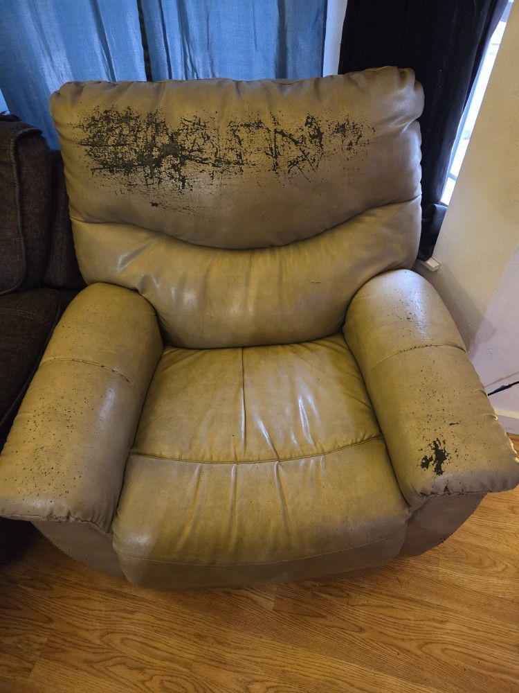Free Couch And Chair