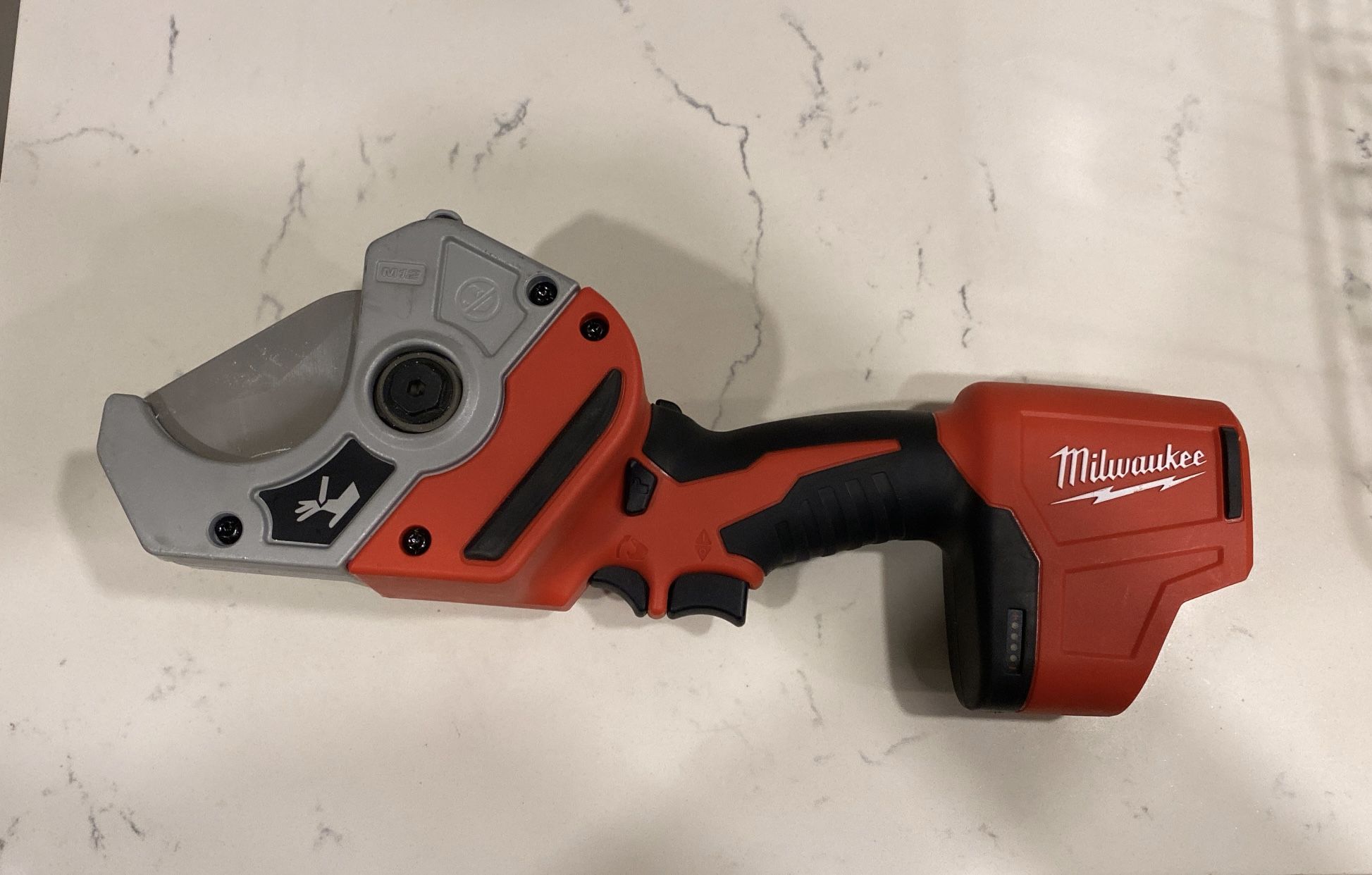 Milwaukee M12  PVC Pipe Shear (Tool-Only)