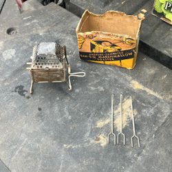 Camping campfire, marshmallow toaster bar b q  with box 