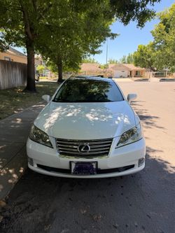 🚘 2010 Lexus ES 350 Luxury Sedan — $7,900 OBO 🚘