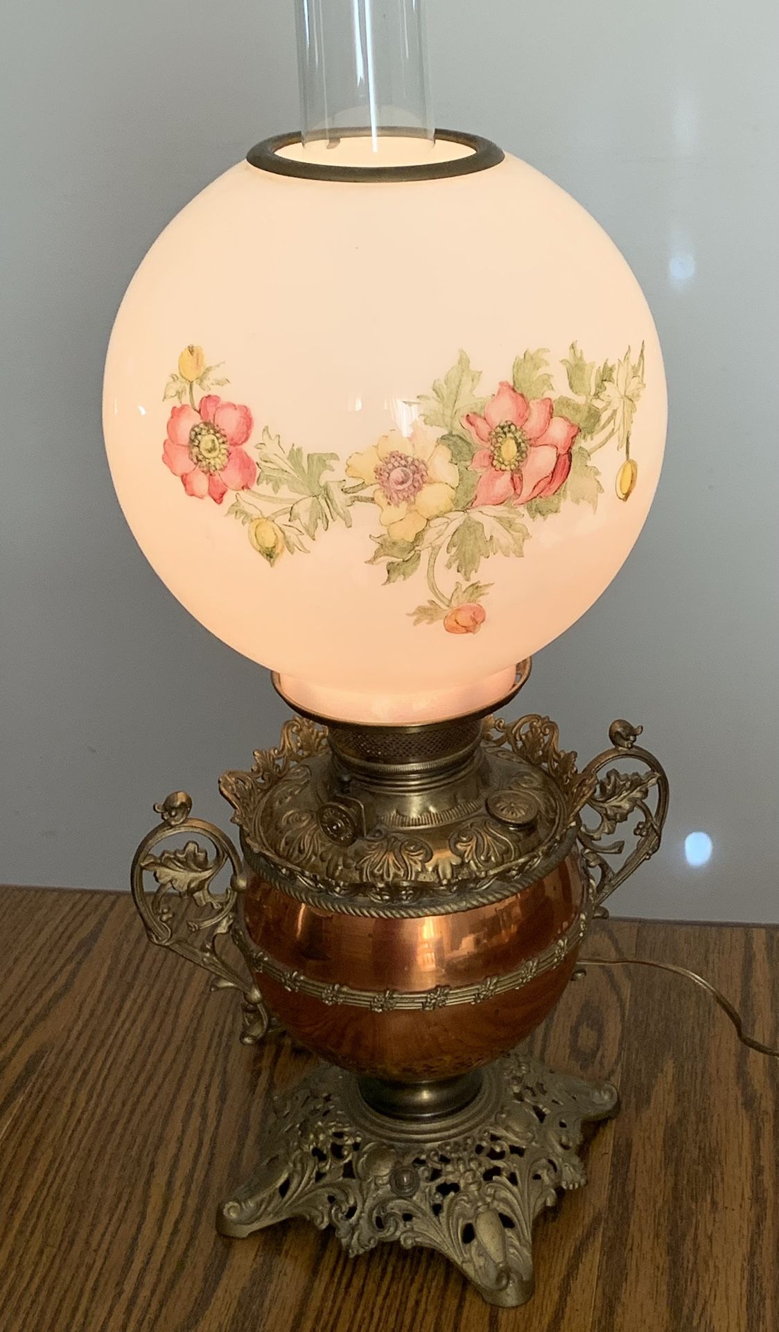 Vintage GWTW Bradley & Hubbard Lamp Light Fixture Hand Painted Shade 25”tall B&H