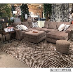 Sectional In Stock For Immediate Delivery 