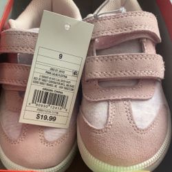 New Toddler Shoes 