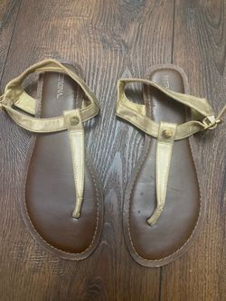Women’s gold sandals size 8 by Merona