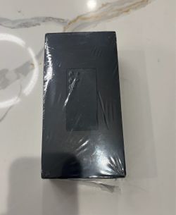 (Brand New Samsung S25 Ultra)