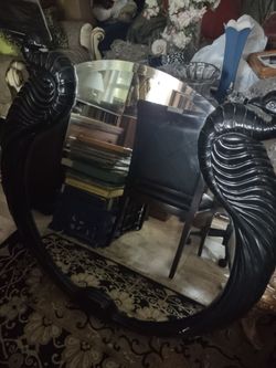 Mirror with picture