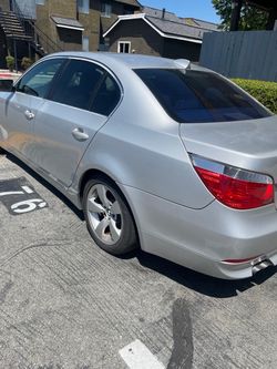 2004 BMW 530i