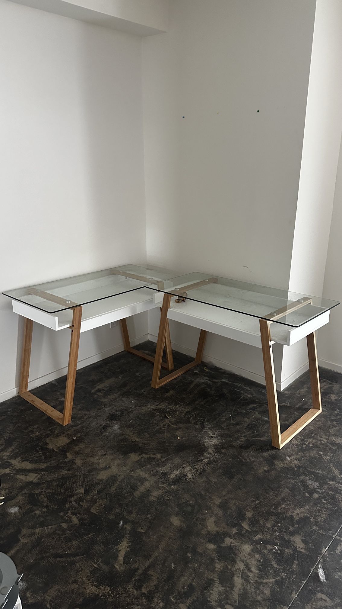 Office Table Desk