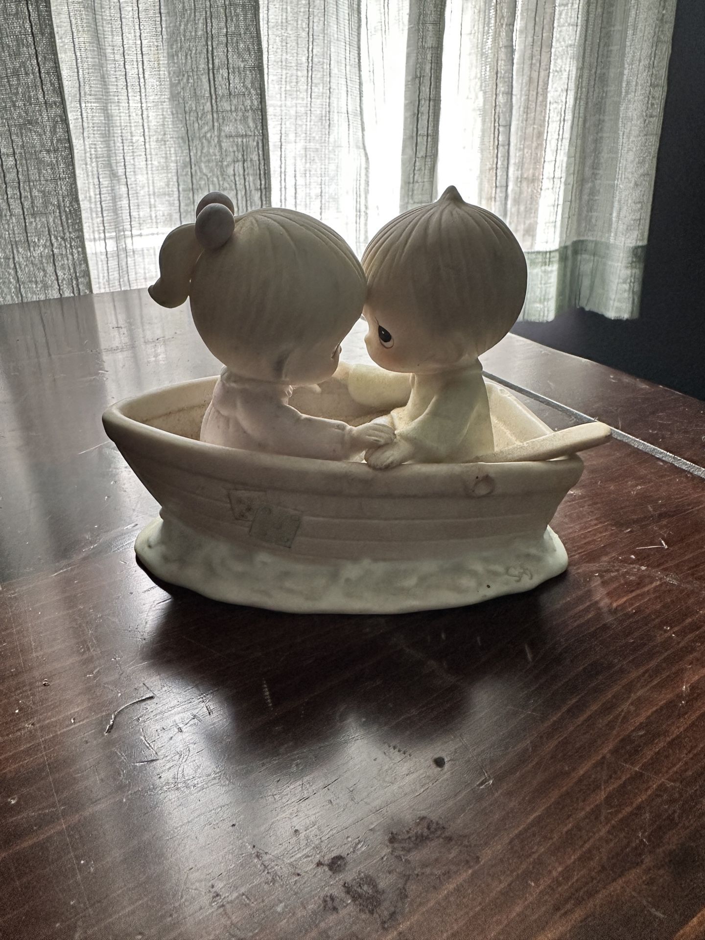 Precious Moments “Friends Never Drift Apart”