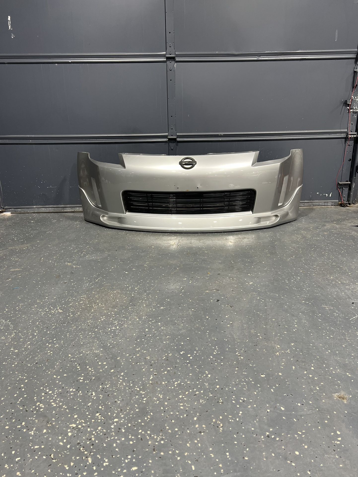 Oem 2003-2008 350z Front Bumper & Lip