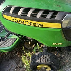 John Deere d105 Hood