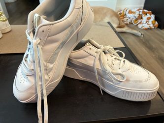 Women’s Puma Platform Sneakers – Size 11
