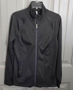 UNDER ARMOUR~ All-Season Women Full Zip-Up, All Season Active Semi-Fitted Jacket- SIZE: MEDIUM, color DARK GREY.
$8 Firm Price. 
▪︎GREAT Pre-owned Con
