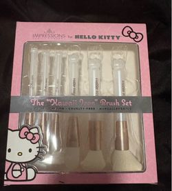 Hello Kitty Makeup Brushes 