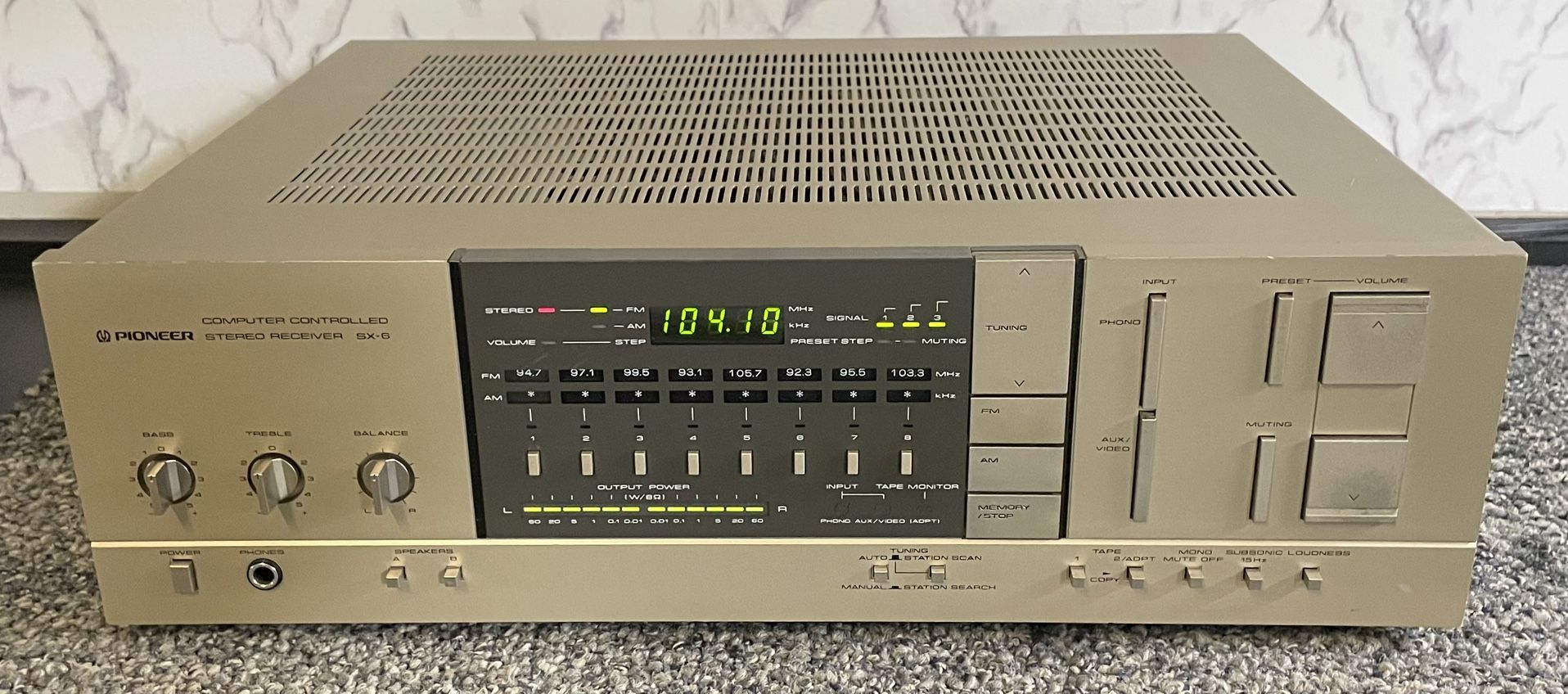 Pioneer SX-6 Stereo Receiver In GREAT Condition