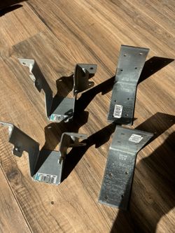 Simpson Strong-Tie LUS24Z Zmax Face Mount Joist Hanger Bracket and galvanized angle