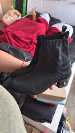 Kurt Geiger Size 2