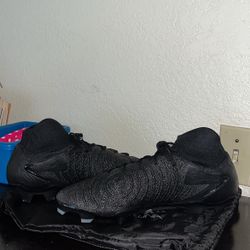 Nike Cleats,  Phantom Gx Luna