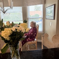 Black puffer jacket medium