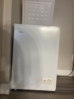 Deep freezer