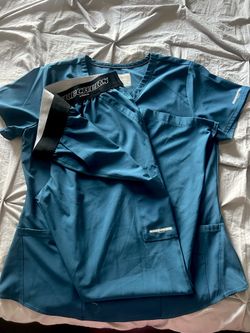 Sketcher Scrubs