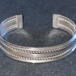 Vintage Navajo Sandoval Sterling Silver (925) Cuff Bracelet, 22.13 Grams, 5.75”