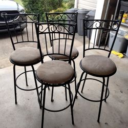 Bar stools offer up sale