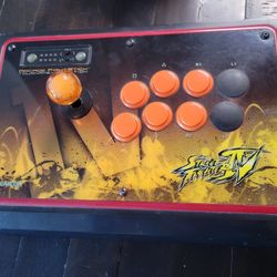 Madcatz Street Fighter 4 Tournament Edition Fightstick For PS3