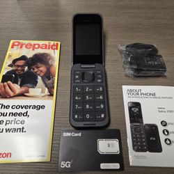 Nokia 2760 Flip phone