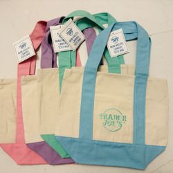 Trader Joe’s Viral Pastel Mini Tote Bags- Complete Set of 4 New Limited Release Sold Out