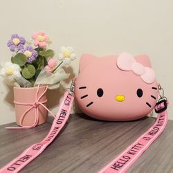 Pink Hello Kitty Crossbody E