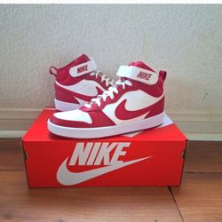 Nike Multiple Sizes Read Below