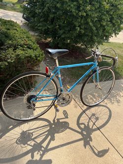 Fuji & Paramount road bikes