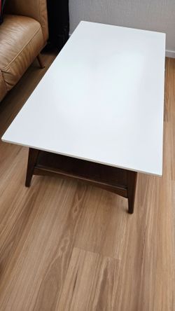 Coffee table white