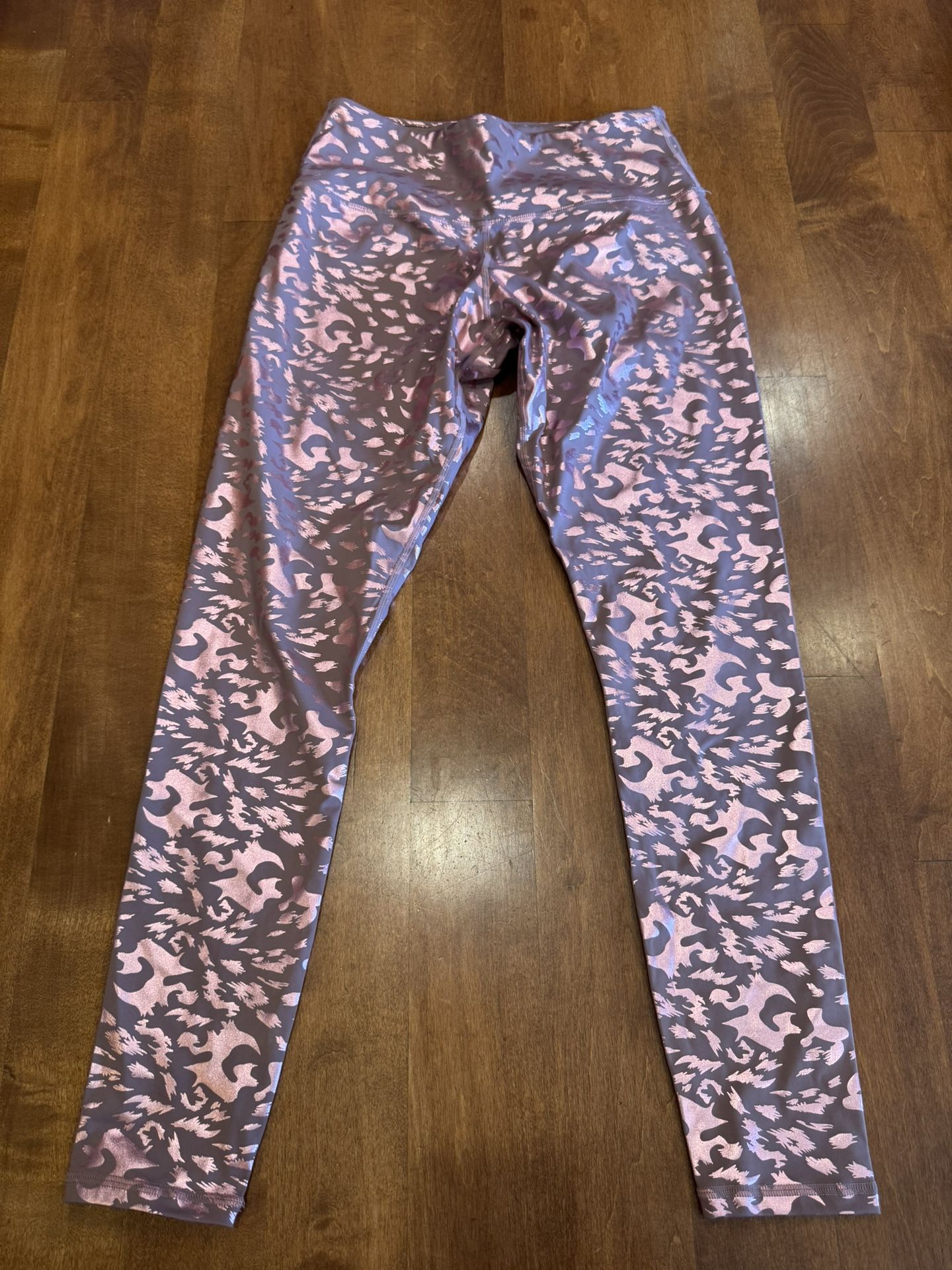 Woman’s boutique, leopard print leggings, size small shipping available