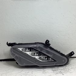 2022 2024 Kia Forte left LED fog light (1B)