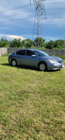 2010 nissan altima