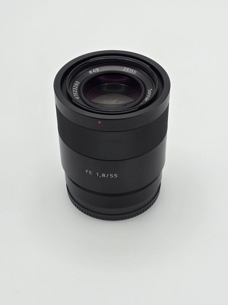 Sony Sonnar T* FE 55mm f/1.8 ZA Full Frame Lens