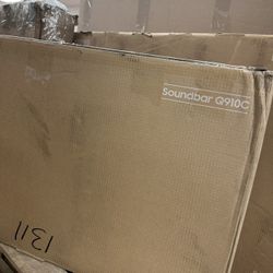 Samsung Soundbar Q910C With 2 Rear Speakers + Subwoofer Dolby Atmos